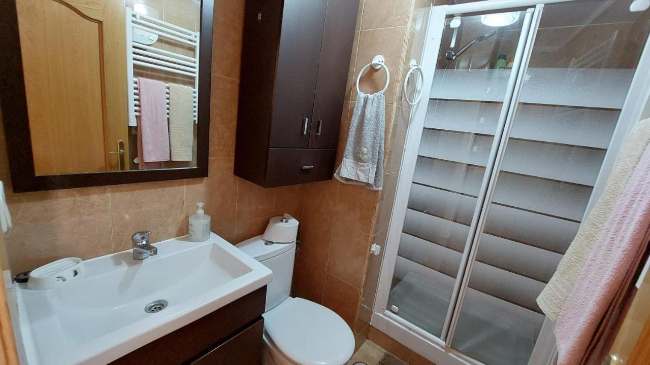 Homestay Barrionuevo Madrid Exterior photo