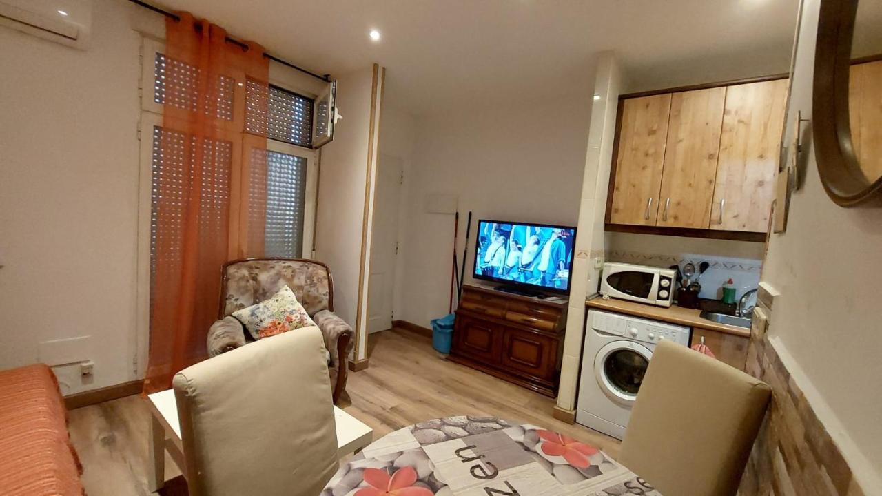 Homestay Barrionuevo Madrid Exterior photo