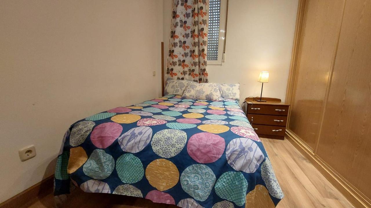 Homestay Barrionuevo Madrid Exterior photo